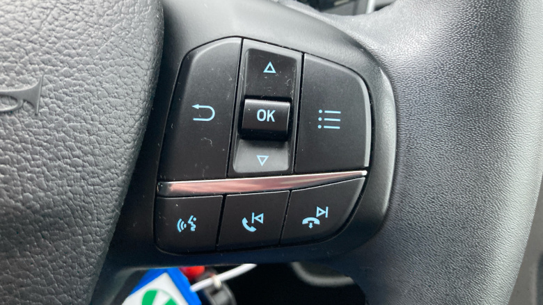 Ford Transit Custom 300 L2 Diesel Fwd 2.0 EcoBlue 170ps Low Roof D/Cab Limited Van Auto